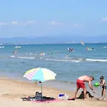 - Eebaeb * Hyères