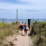 - Eebaeb Hyères