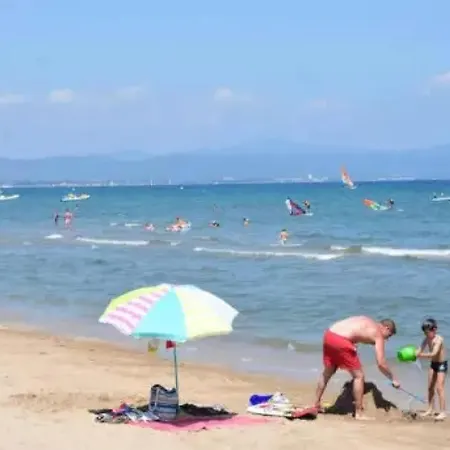 - Eebaeb Hyères