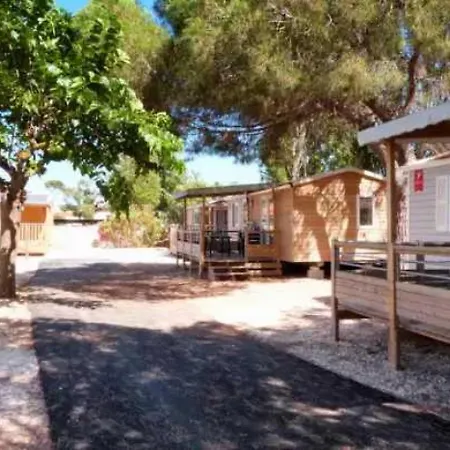- Eebaeb Hyères