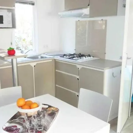 캠프장 4 Etoiles - Eebaeh 히에레