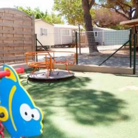 Parque de Campismo 4 Etoiles - Eebaeh Hyères